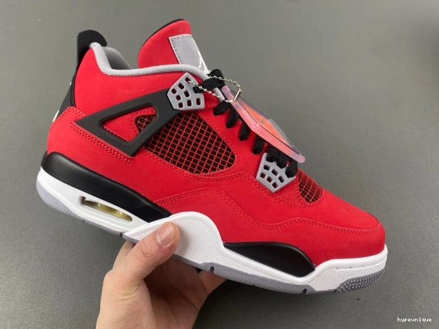 HYPE 308497-603 Toro Bravo Jordan Retro 4 0808